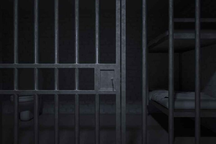 A 39-year-old sangoma told the Pigg’s Peak Magistrate’s Court that repeated arrests have angered his ancestors, forcing him to stop practising, after failing to pay maintenance for his five children.