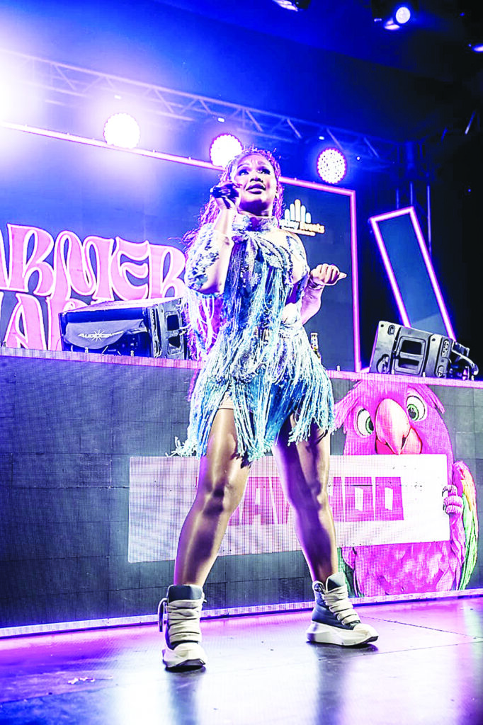 South African singer Mawhoo glittered under the stage lights as she delivered her best songs at the Eswatini Farmers Market on Saturday. (Pics: Khetsiwe Khumalo).