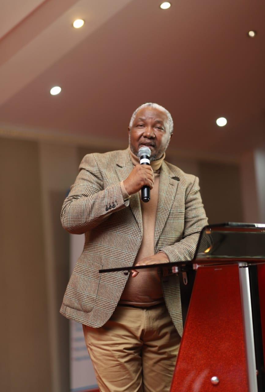 Ministry of commerce Industry and trade under secretary Phesheya Dube passing his condolences on behalf of the ministry.