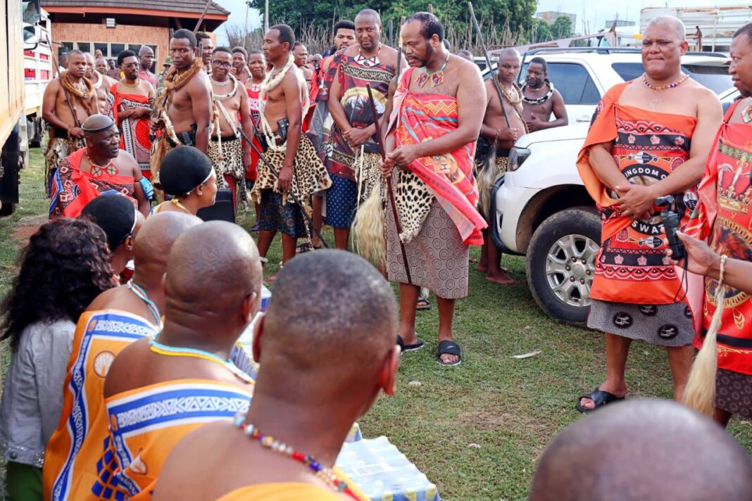 605309561_122115463719077160_8205417201852063853_n (1) Over E17.9 million was presented as tetfulo to His Majesty King Mswati III during the ongoing Little Incwala. Contributions from citizens, companies and parliamentarians will support the smooth running of the ceremony.
