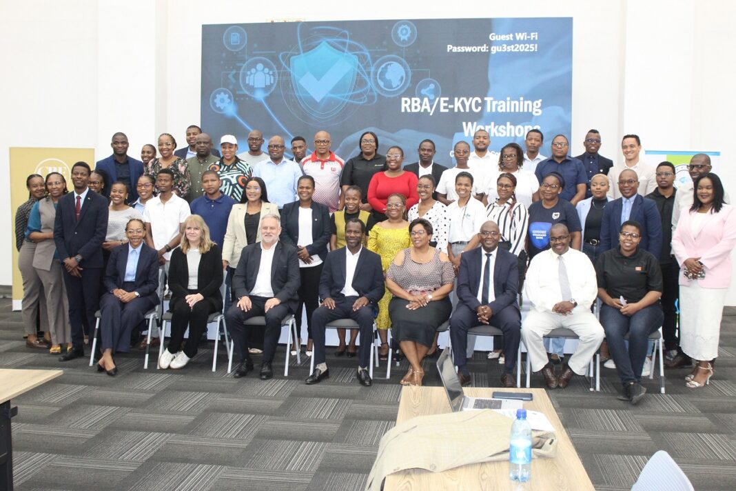Participants of the workshop posing for a group photo