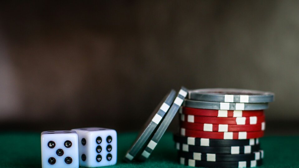 gambling-00-00
