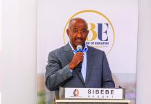 Central Bank bolsters reserves with gold worth E195 million Central Bank of Eswatini Governor Dr Phil Mnisi making his remarks during the Governor’s annual engagement with the media at Sibebe Resort yesterday.