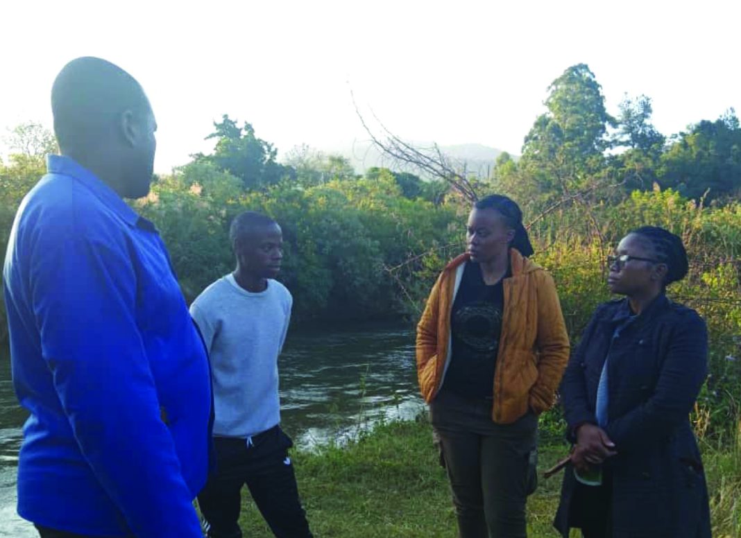 Family Uvikelwe Maseko’s family in a deep discussion after he was found in a river located about 75 metres below his home.