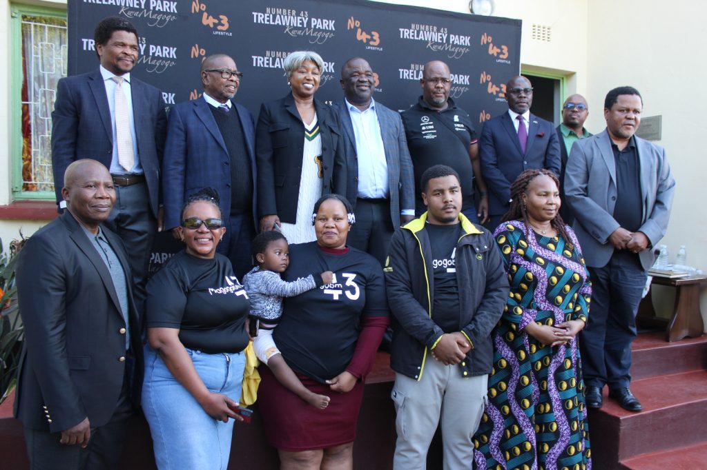 SA Minister of Science, Technology and Innovation Blade Nzimande with Minister of ICT Savannah Maziya, Minister of Education and Training Owen Nxumalo and other guests.