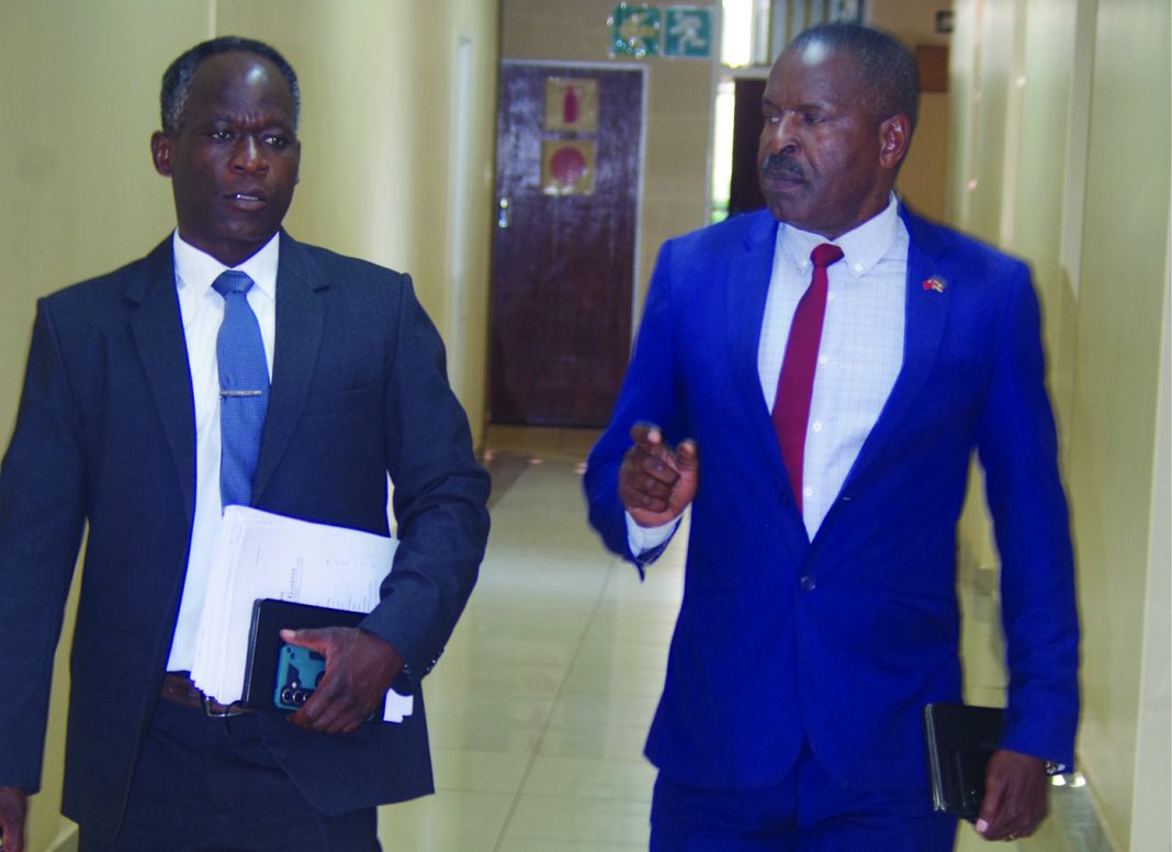 MPs MPs Michael Masilela and Jabulani Simelane arrive. (Pics: Mduduzi Mngomezulu)