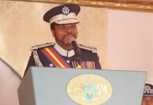 King commissions police recruitment
