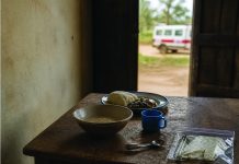Girl (5) dies of food poisoning, three hospitalised