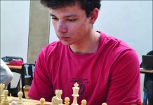 ‘Santi’ makes chess history